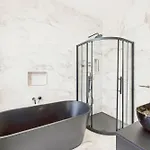 Host & - Bellevue Luxe * Redcar