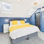 Host & - Bellevue Luxe Semesterbostad Redcar